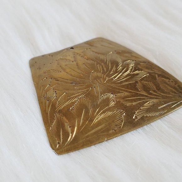 VINtage Eva Graham Pendant Etched Flowers Brass Metal Statement 13206 - Picture 3 of 9